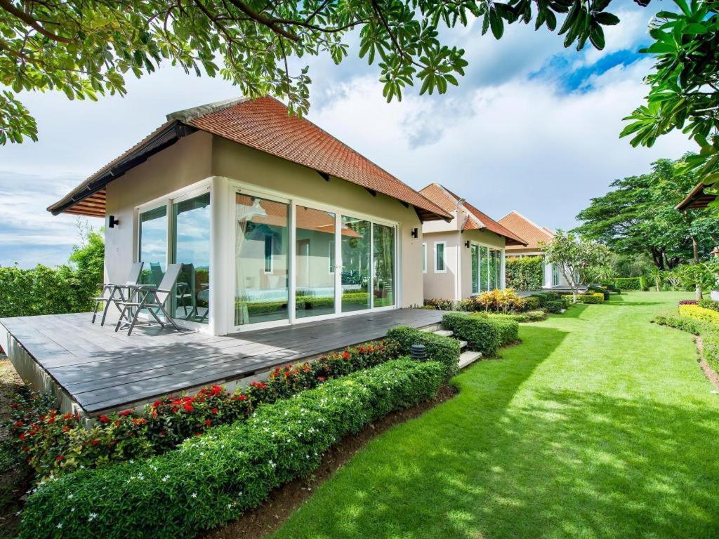 Lucerne Villa Resort Ban Bung Toei Exterior foto