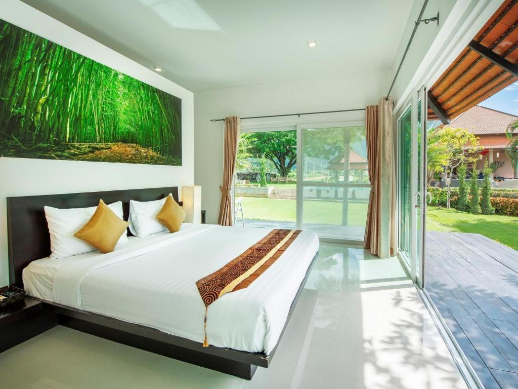 Lucerne Villa Resort Ban Bung Toei Exterior foto