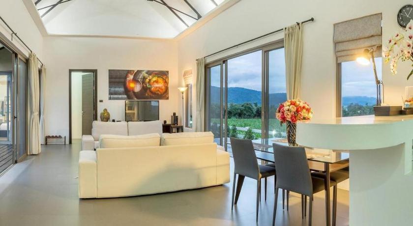 Lucerne Villa Resort Ban Bung Toei Exterior foto
